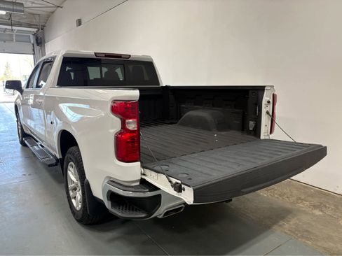 Used 2019 Chevrolet Silverado 1500 LT w/ All-Star Edition AWD/4WD image 4
