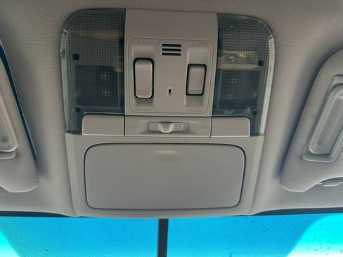 Used 2014 Subaru Outback 2.5i Limited image 21