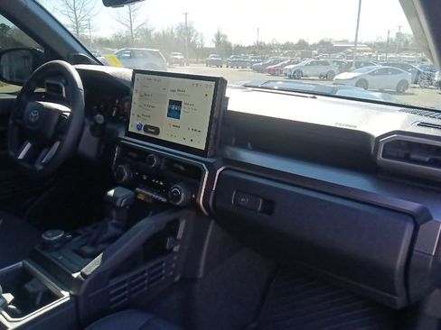 Used 2025 Toyota 4Runner TRD Sport Premium image 33