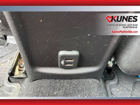 Used 2019 Chevrolet Cruze LT w/ LT True North Edition FWD image 34