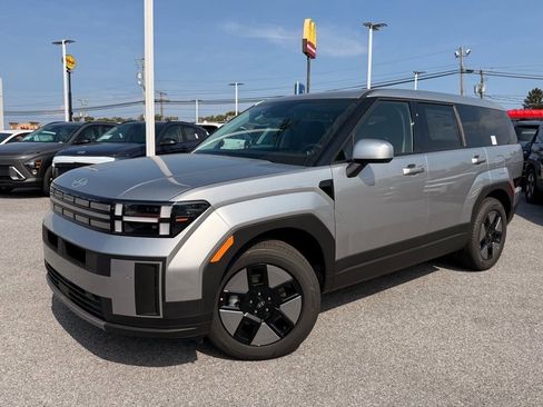 New 2026 Hyundai Santa Fe SE image 2