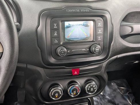 Used 2016 Jeep Renegade Sport w/ Power & Air Group FWD image 13
