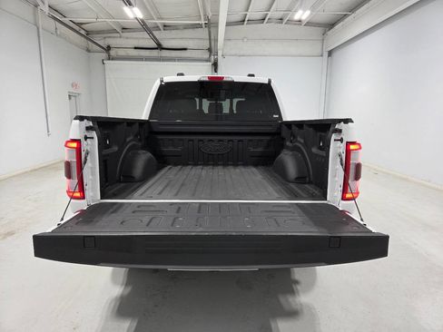 Used 2021 Ford F150 Lariat w/ FX4 Off-Road Package image 5