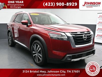 Used 2023 Nissan Pathfinder Platinum w/ Cargo Package