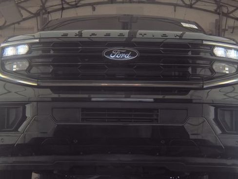Used 2025 Ford Expedition Max Platinum w/ Stealth Performance Package AWD/4WD image 2
