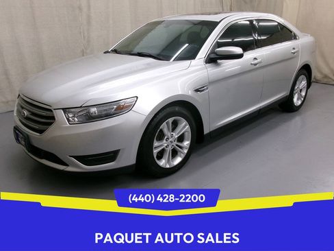 Used 2013 Ford Taurus SEL FWD image 1