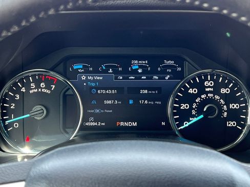 Used 2020 Ford F150 Lariat w/ Equipment Group 502A Luxury AWD/4WD image 28