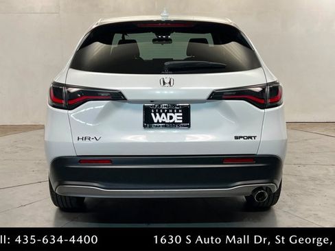 Used 2023 Honda HR-V Sport image 4