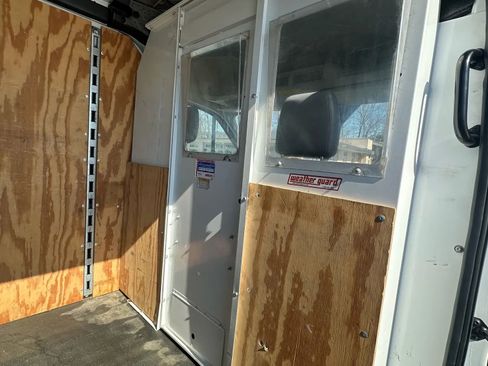 Used 2018 Ford Transit 250 148 Medium Roof w/ Exterior Upgrade Package image 22