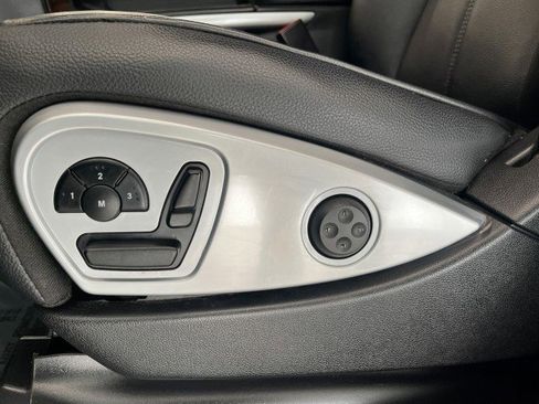 Used 2012 Mercedes-Benz GL 450 4MATIC image 12