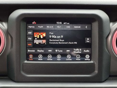 Used 2023 Jeep Wrangler Unlimited Sport AWD/4WD image 4