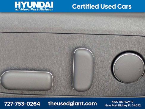 Certified 2025 Hyundai Kona SEL image 22