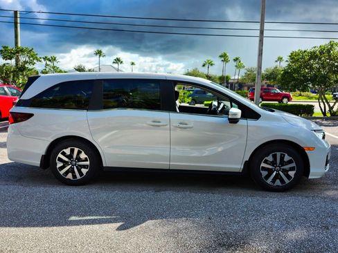 New 2026 Honda Odyssey EX-L image 7