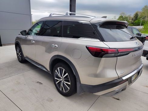 Used 2025 INFINITI QX60 Sensory w/ Vision Package image 4