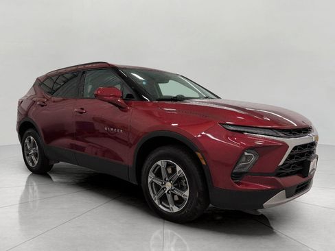 Used 2024 Chevrolet Blazer LT w/ Convenience Package AWD/4WD image 1