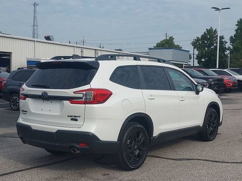 Used 2023 Subaru Ascent Onyx Edition AWD/4WD image 9