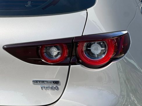 Certified 2022 MAZDA MAZDA3 s AWD/4WD image 32