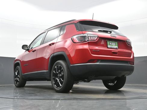 New 2026 Jeep Compass Latitude AWD/4WD image 16