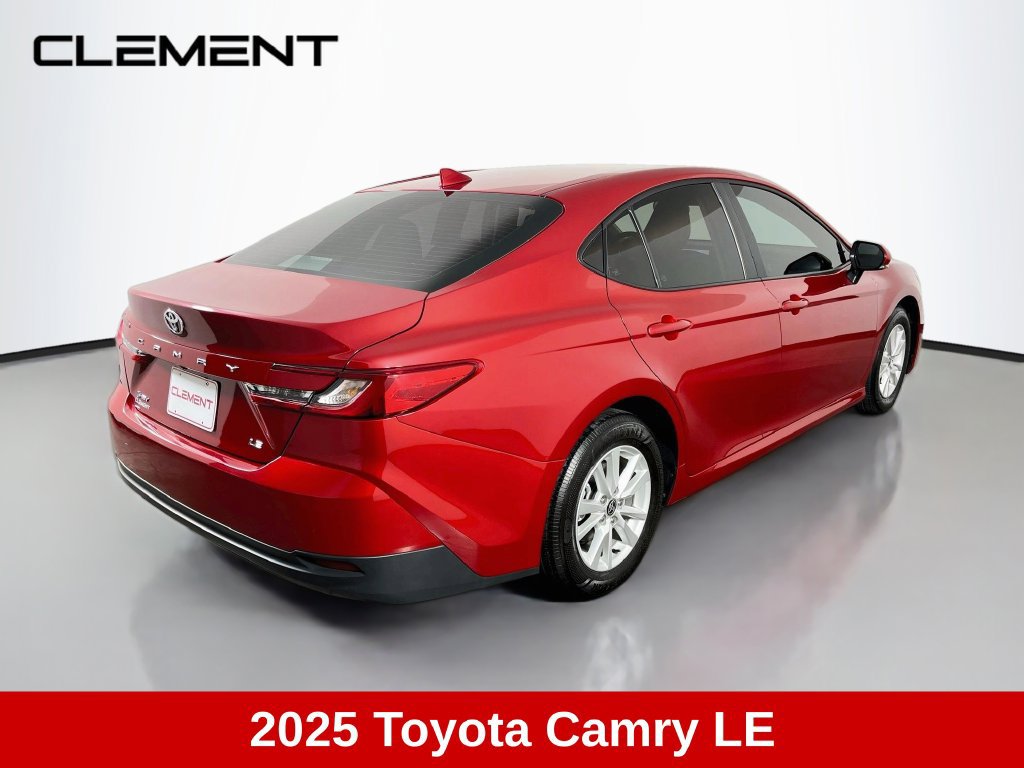 Used 2025 Toyota Camry LE FWD image 6