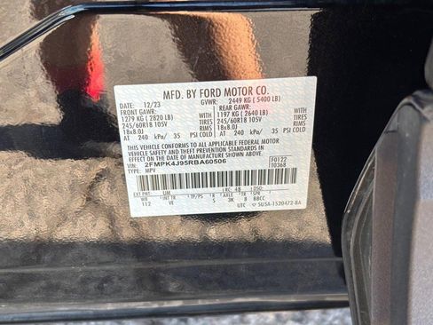 Used 2024 Ford Edge SEL w/ Convenience Package image 24