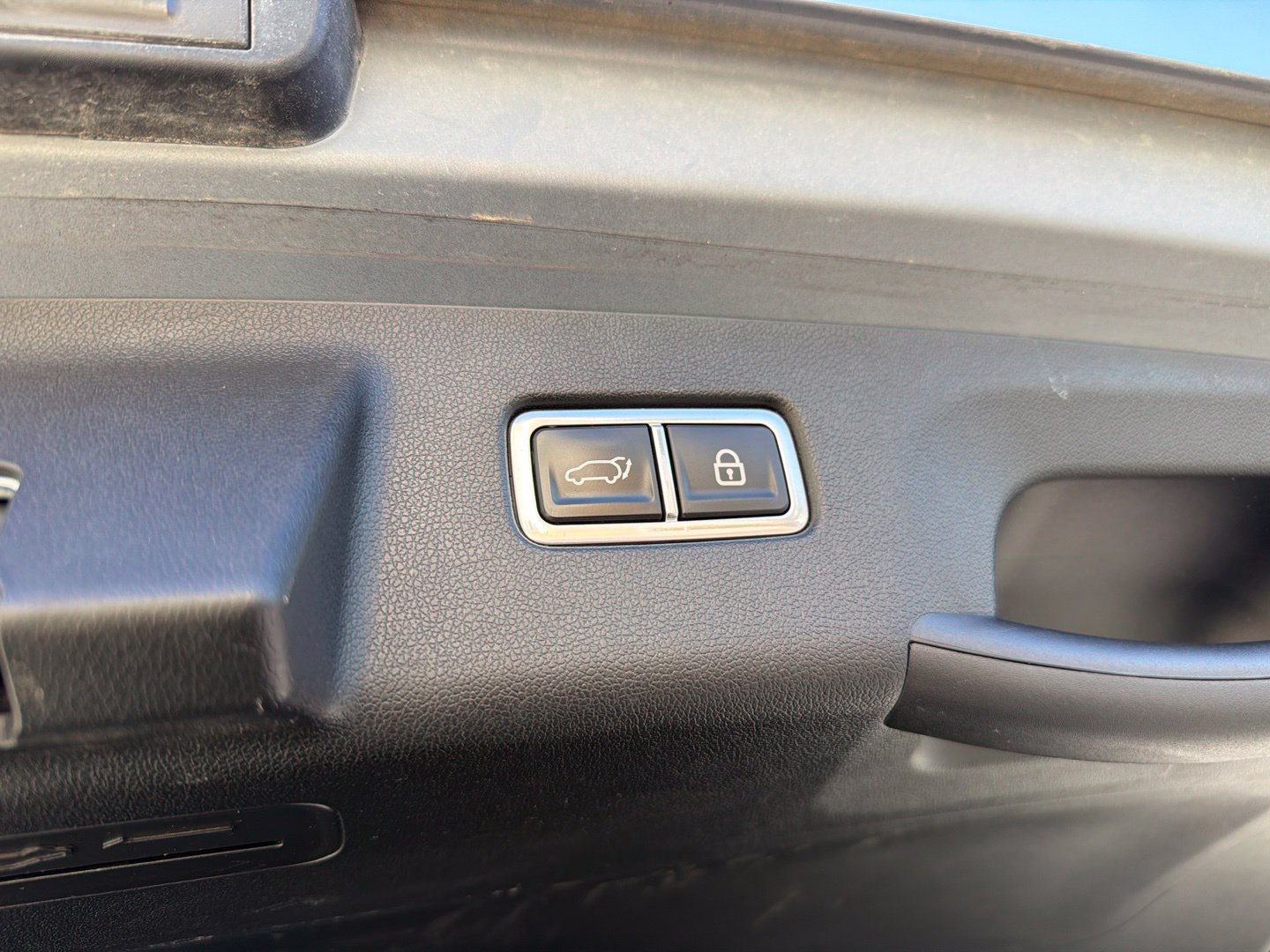 Used 2021 Kia Sorento SX AWD/4WD image 22