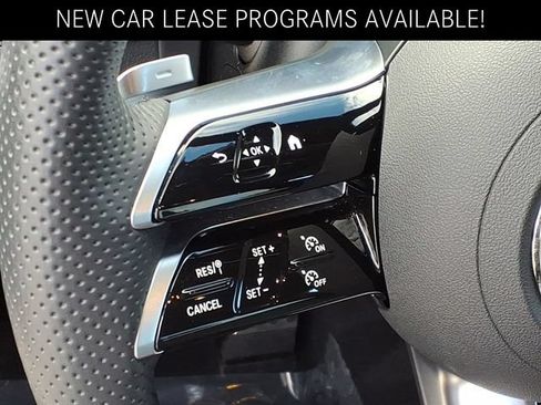 Used 2026 Mercedes-Benz GLC 300 4MATIC image 9