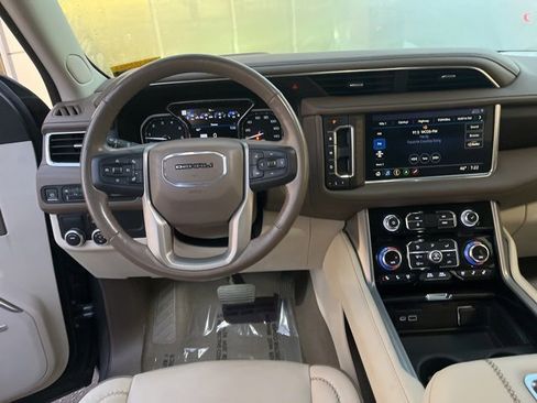 Used 2021 GMC Yukon Denali image 19