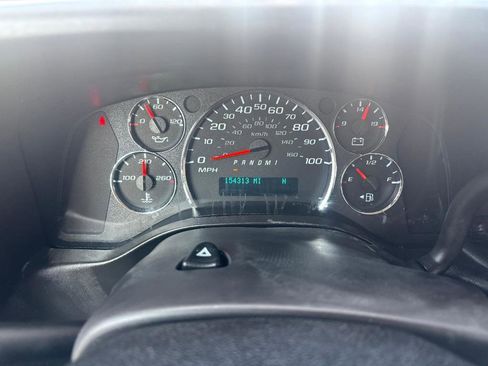Used 2021 Chevrolet Express 2500 w/ Safety Package image 16