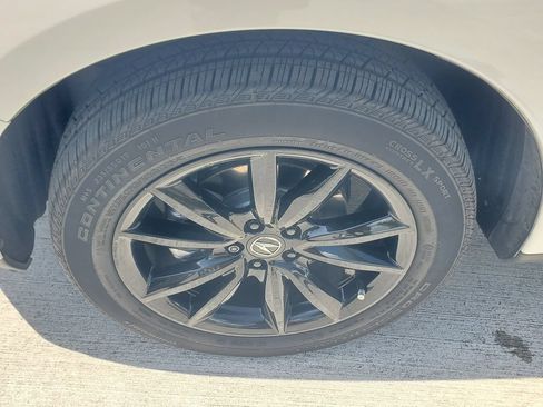 Used 2025 Acura RDX SH-AWD image 4