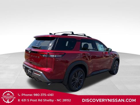 New 2026 Nissan Pathfinder SL w/ SL Premium Package (P04) AWD/4WD image 6