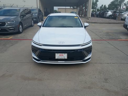 Used 2025 Hyundai Sonata SEL FWD image 5