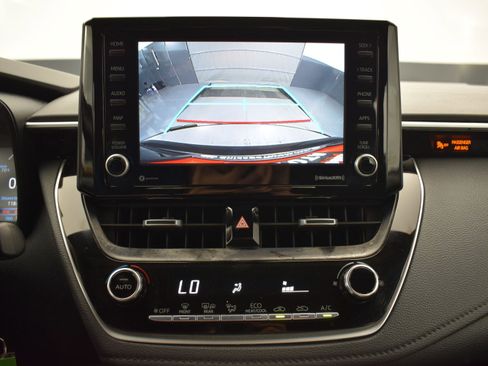 Used 2022 Toyota Corolla SE FWD image 15