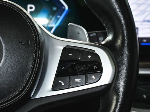 Used 2023 BMW X7 xDrive40i w/ Executive Package image 57