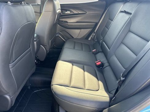 Used 2025 Chevrolet TrailBlazer ACTIV w/ Convenience Package FWD image 17