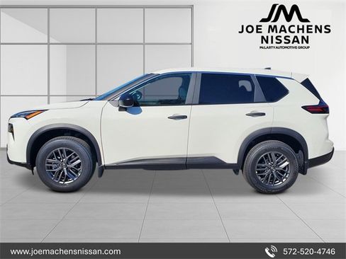 New 2026 Nissan Rogue S image 7