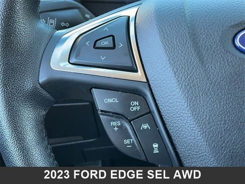Used 2023 Ford Edge SEL image 21