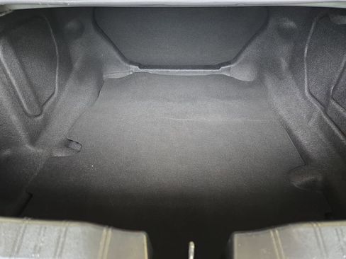 Used 2017 Chevrolet Camaro LT image 14