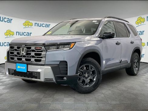 New 2026 Honda Pilot TrailSport image 4
