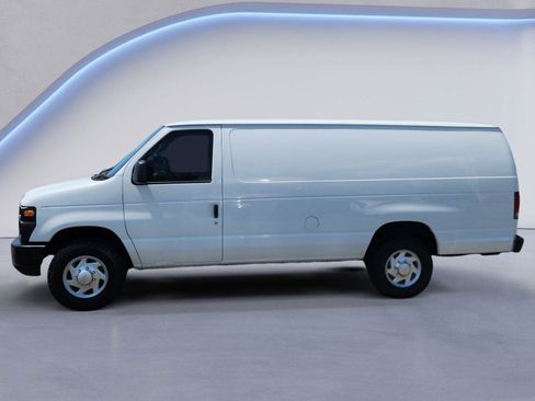 Used 2011 Ford E-350 and Econoline 350 Extended Super Duty w/ PWR Group RWD image 6