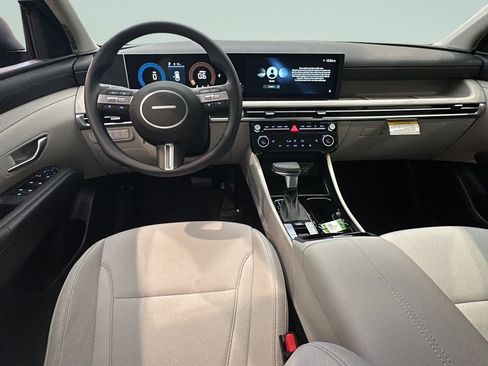 New 2026 Hyundai Tucson SEL image 18