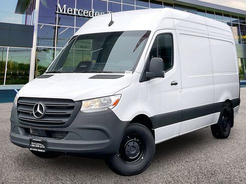 New 2025 Mercedes-Benz Sprinter 2500 image 2
