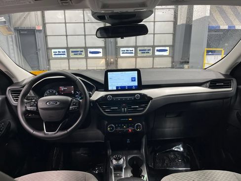 Used 2022 Ford Escape SE w/ Cold Weather Package AWD/4WD image 34
