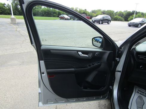 Used 2023 Ford Escape Active w/ Tech Pack #2 image 12