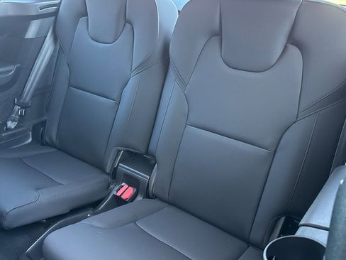 New 2026 Volvo XC90 B5 Core w/ Protection Package image 16