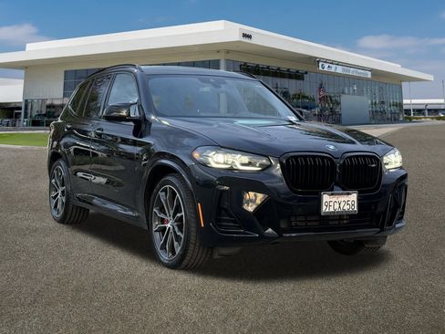 Certified 2023 BMW X3 M40i w/ Premium Package image 2