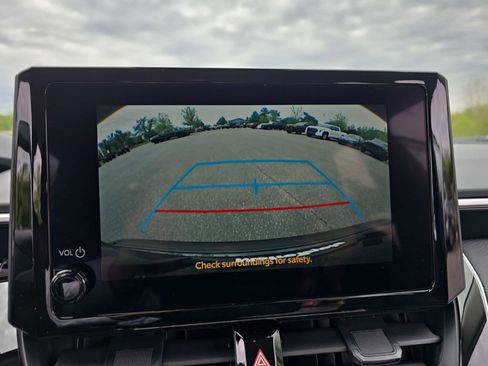 Used 2026 Toyota Corolla LE FWD image 23