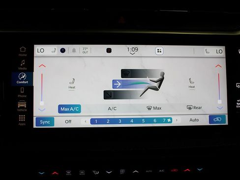 New 2026 Jeep Cherokee Laredo AWD/4WD image 17