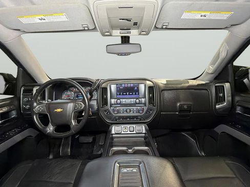Used 2017 Chevrolet Silverado 1500 LTZ Z71 image 31