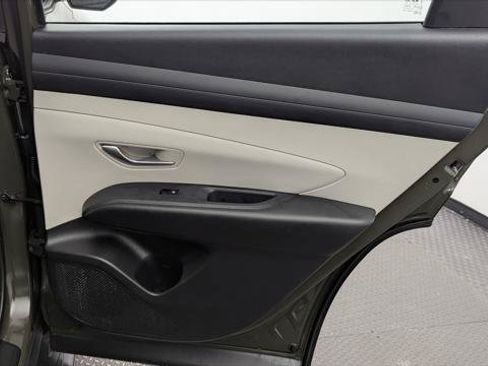 Used 2025 Hyundai Tucson SE FWD image 21
