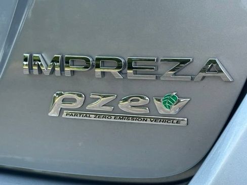 Used 2013 Subaru Impreza 2.0i Limited w/ Popular Pkg 2 AWD/4WD image 20
